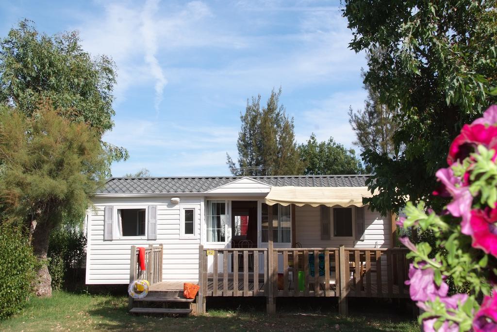 Camping Les Palmiers 히에레 객실 사진