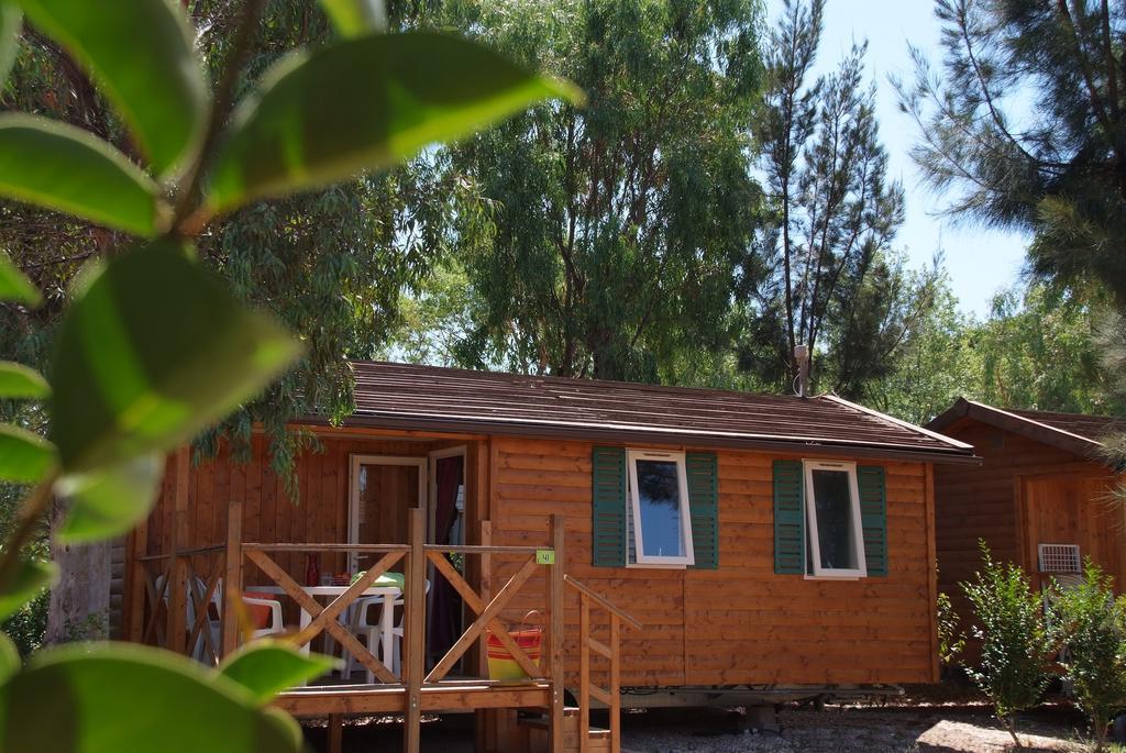 Camping Les Palmiers 히에레 객실 사진